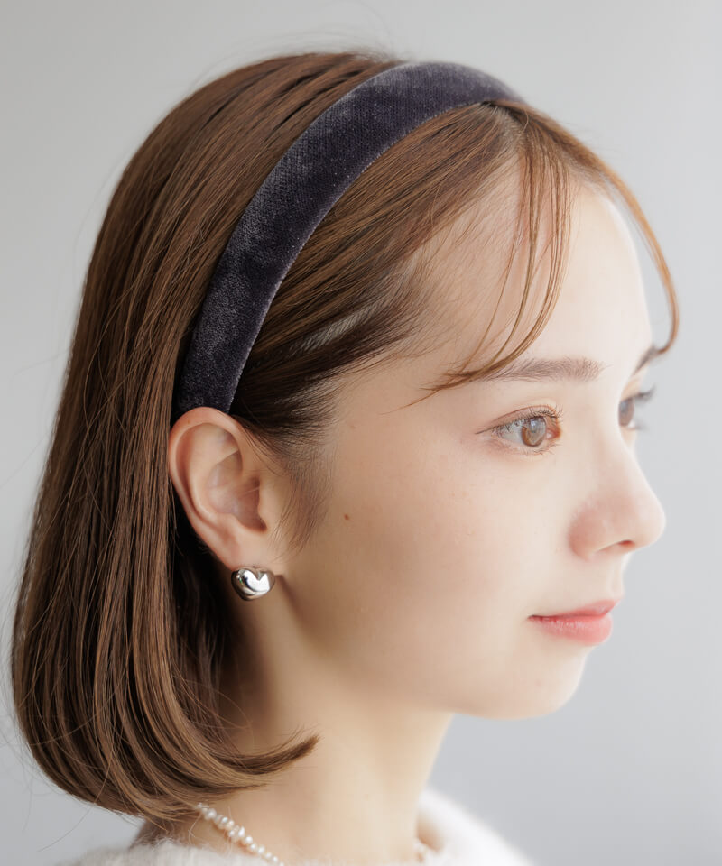 shiny velvet hairband ～ｼｬｲﾆｰﾍﾞﾙﾍﾞｯﾄｶﾁｭｰｼｬ | flower／フラワー公式通販