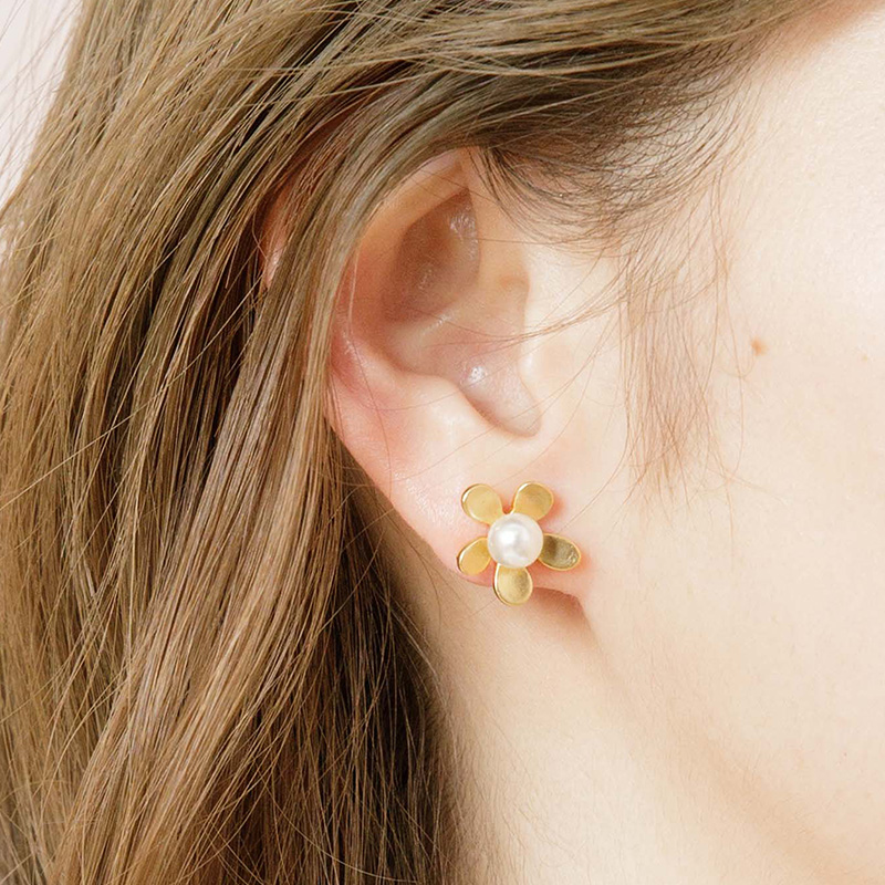 shine flower pierce～ｼｬｲﾝﾌﾗﾜｰﾋﾟｱｽ | flower／フラワー公式通販