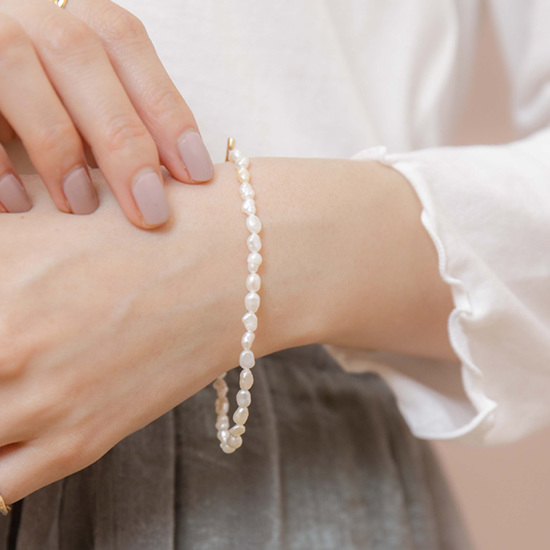 14320円 eternal pearl bracelet～ｴﾀｰﾅﾙﾊﾟｰﾙﾌﾞﾚｽﾚｯﾄ | flower／フラワー公式通販アクセサリー