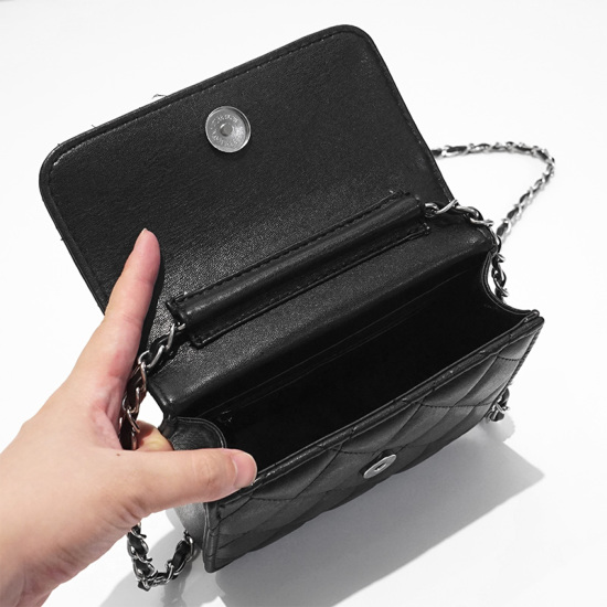 leather quilting bag ～ﾚｻﾞｰｷﾙﾃｨﾝｸﾞﾊﾞｯｸﾞ | flower／フラワー