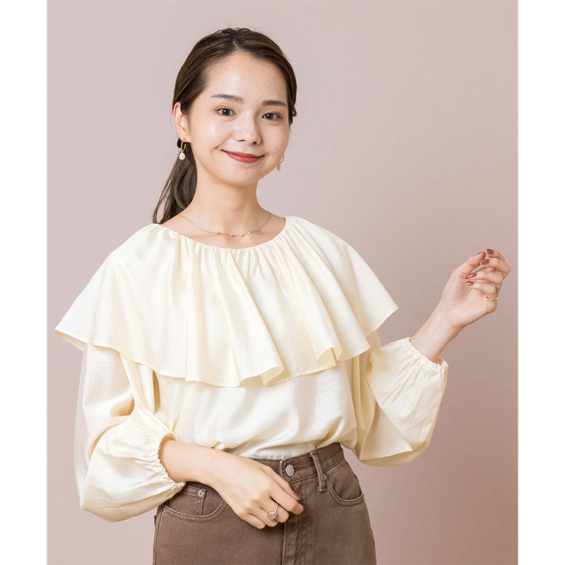 OUTLET】swaying collar blouse～ｽｳｪｲﾝｸﾞｰｶﾗｰﾌﾞﾗｳｽ | flower／フラワー