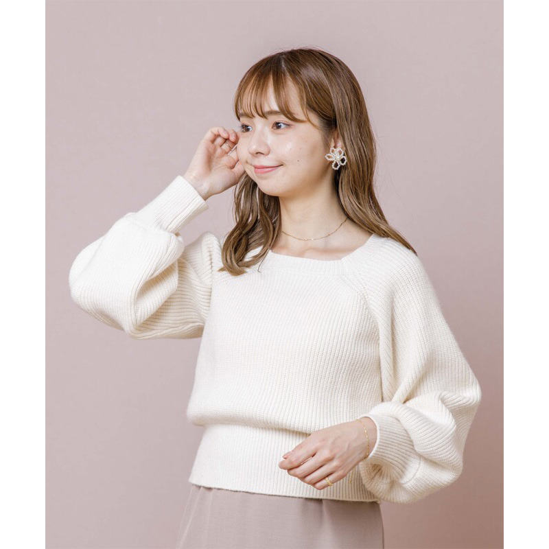 40 Off Compact Square Knit ｺﾝﾊﾟｸﾄｽｸｴｱﾆｯﾄ Flower Web Shop フラワー公式通販