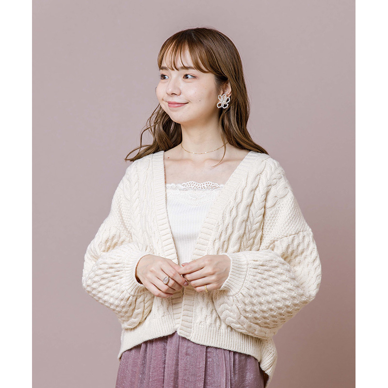 OUTLET】sweet aran cardigan ～ｽｳｨｰﾄｱﾗﾝｶｰﾃﾞｨｶﾞﾝ | flower／フラワー