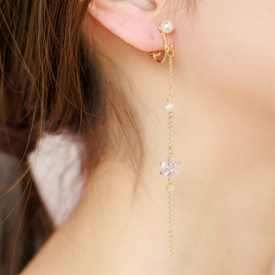 drop bloom earring～ﾄﾞﾛｯﾌﾟﾌﾞﾙｰﾑｲﾔﾘﾝｸﾞ | flower／フラワー公式通販