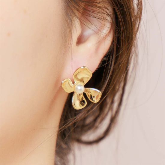 sparkle flower pierce～ｽﾊﾟｰｸﾙﾌﾗﾜｰﾋﾟｱｽ | flower／フラワー公式通販