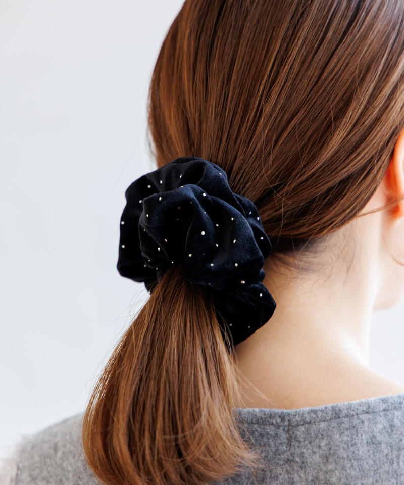 【人気】VALENTINO シュシュ 2点セット VALENTINO バレンチノ シュシュ ヘアゴム 2点セット - メルカリ