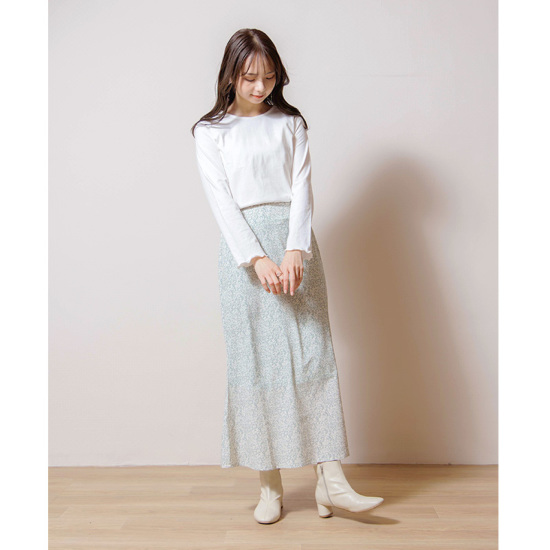 OUTLET】tiny flower skirt～ﾀｲﾆｰﾌﾗﾜｰｽｶｰﾄ | flower／フラワー公式通販