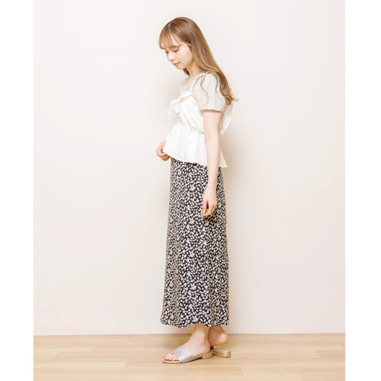 OUTLET】summery bloom skirt～ｻﾏﾘｰﾌﾞﾙｰﾑｽｶｰﾄ | flower／フラワー公式通販