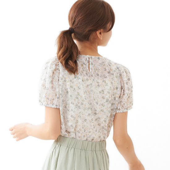 ☆watery bloom blouse～ｳｫｰﾀﾘｰﾌﾞﾙｰﾑﾌﾞﾗｳｽ | flower／フラワー公式通販