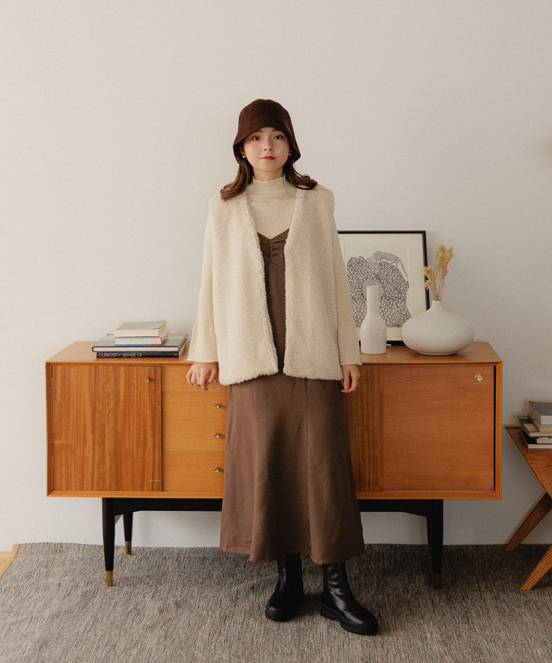 fluffy vest～ﾌﾗｯﾌｨｰﾍﾞｽﾄ | flower／フラワー公式通販