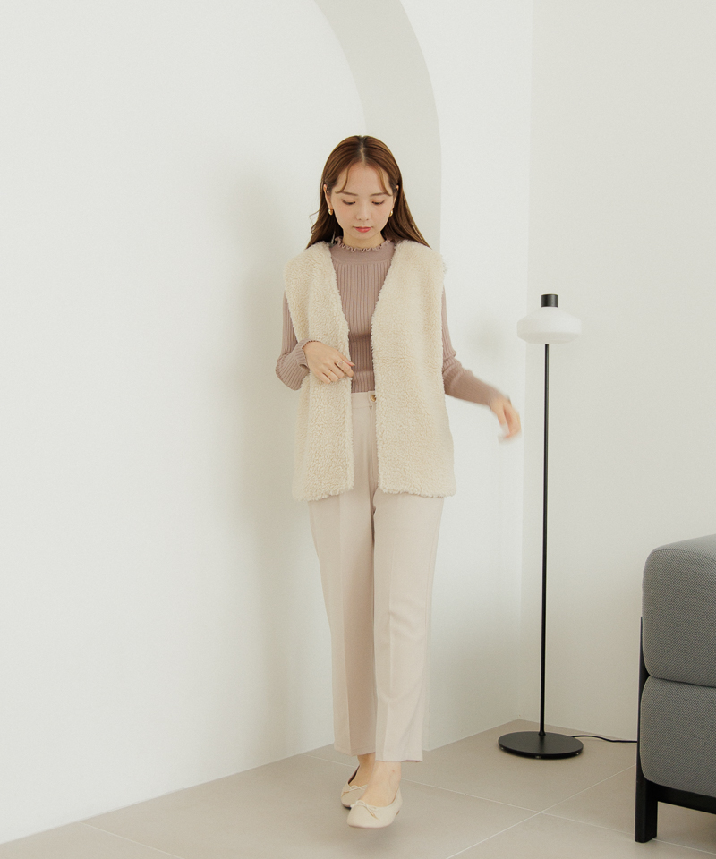 fluffy vest～ﾌﾗｯﾌｨｰﾍﾞｽﾄ | flower／フラワー公式通販
