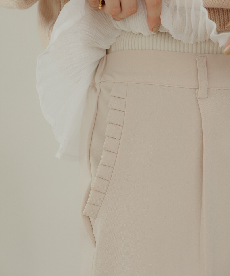 フラワーモチーフテーパードパンツ（その他パンツ）｜Fit more