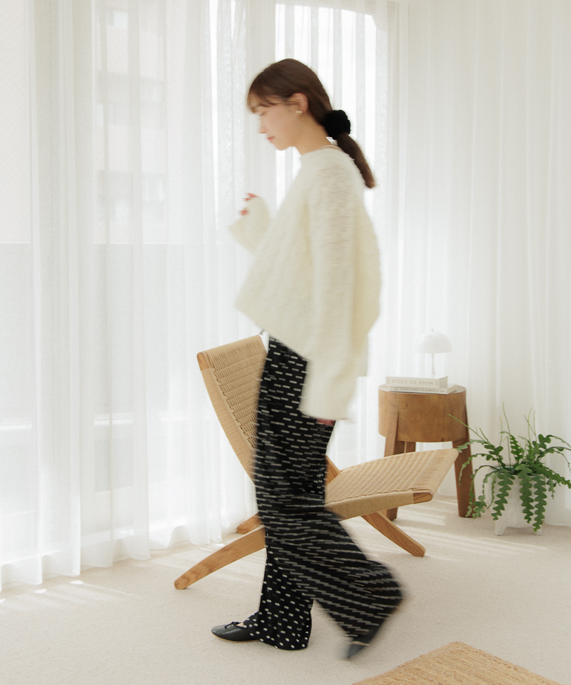 OUTLET】chewy aran knit～ﾁｭｰｲｰｱﾗﾝﾆｯﾄ | flower／フラワー公式通販