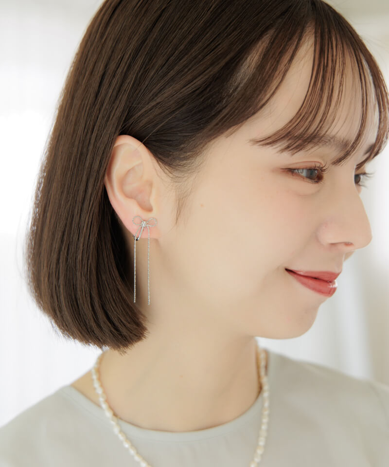 chain ribbon earring～ﾁｪｰﾝﾘﾎﾞﾝｲﾔﾘﾝｸﾞ | flower／フラワー公式通販