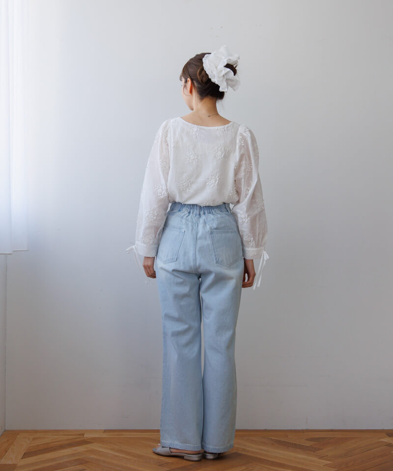 50%OFF】botanical EMB blouse～ﾎﾞﾀﾆｶﾙｲｰｴﾑﾋﾞｰﾌﾞﾗｳｽ | flower