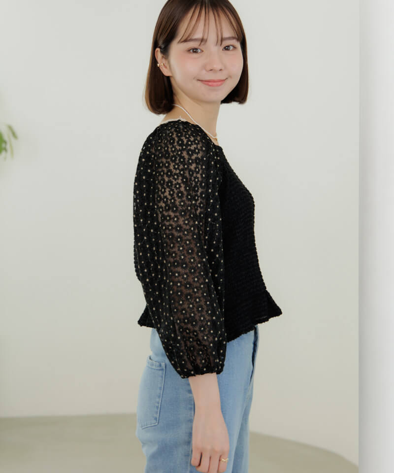 charming bloom top～ﾁｬｰﾐﾝｸﾞﾌﾞﾙｰﾑﾄｯﾌﾟ | flower／フラワー公式通販