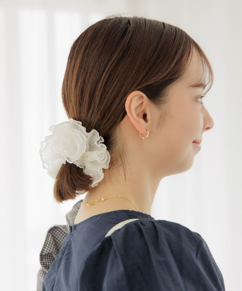 専用　 Sugri 小花のモチーフ付きチュールフリルクローシュ　黒　未使用 専用 Sugri 小花のモチーフ付きチュールフリルクローシュ 黒 未