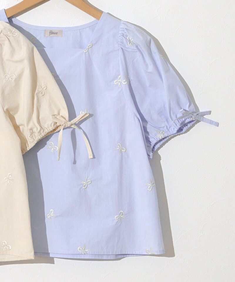 20%OFF】ribbon EMB blouse～ﾘﾎﾞﾝｴﾝﾌﾞﾛｲﾀﾞﾘｰﾌﾞﾗｳｽ | flower／フラワー 