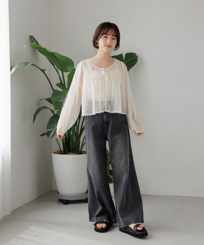 THENEWHOUSE PEONY CAMISOLE ベージュ　ブラトップ THENEWHOUSE PEONY CAMISOLE ベージュ ブラトップ