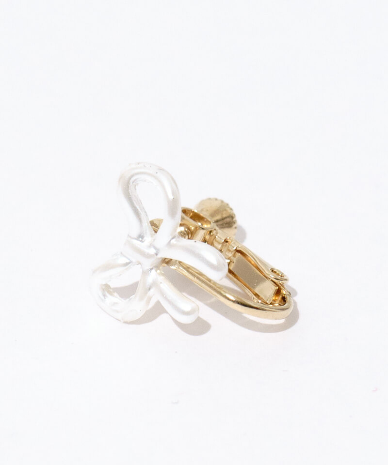 whip ribbon earring～ﾎｲｯﾌﾟﾘﾎﾞﾝｲﾔﾘﾝｸﾞ | flower／フラワー公式通販