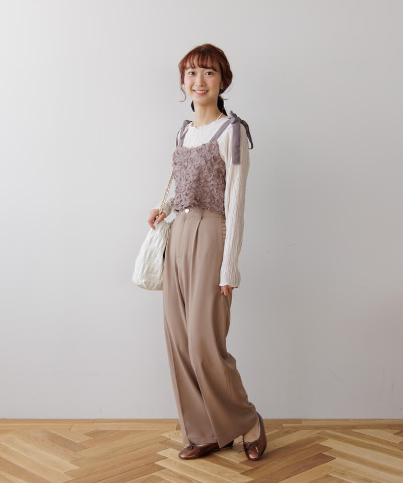 30%OFF】smoky tuck pants～ｽﾓｰｷｰﾀｯｸﾊﾟﾝﾂ | flower／フラワー
