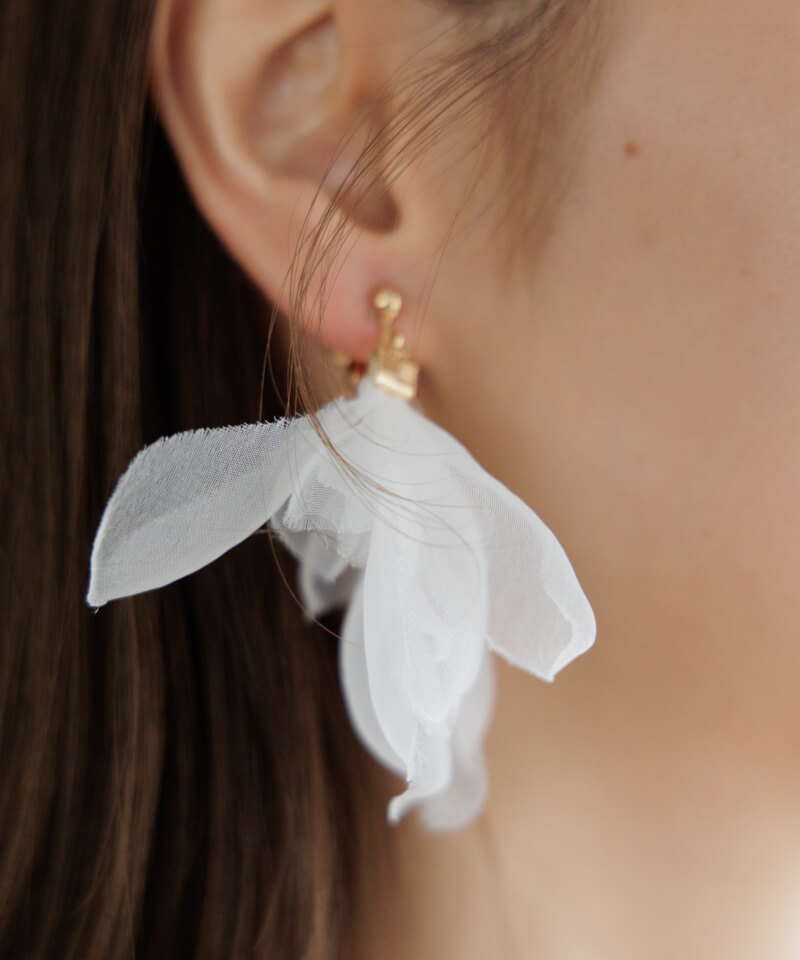 airy petal pierce～ｴｱﾘｰﾍﾟﾀﾙﾋﾟｱｽ | flower／フラワー公式通販