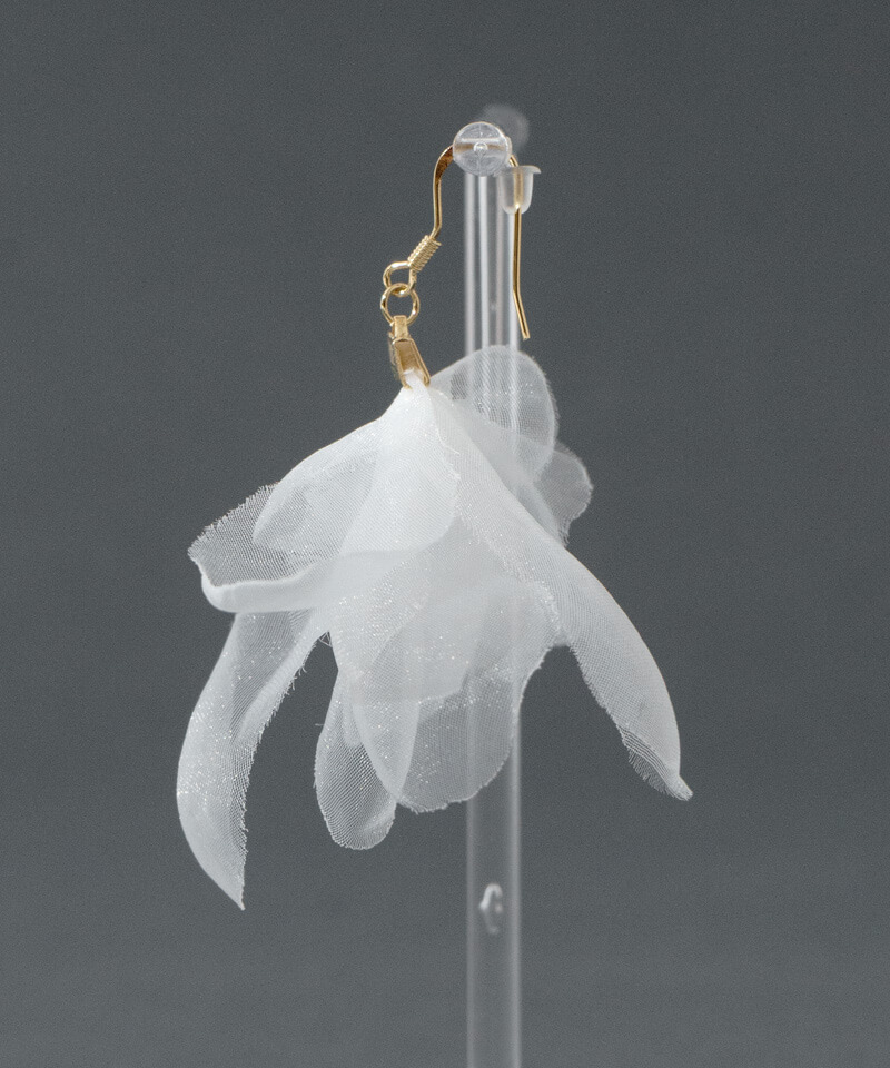 airy petal pierce～ｴｱﾘｰﾍﾟﾀﾙﾋﾟｱｽ | flower／フラワー公式通販