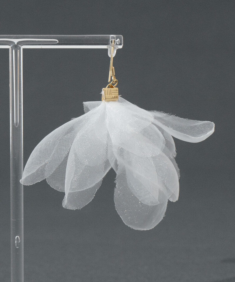 airy petal pierce～ｴｱﾘｰﾍﾟﾀﾙﾋﾟｱｽ | flower／フラワー公式通販