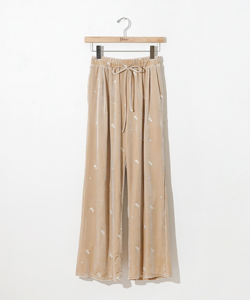 40%OFF】velour embroidery pants～ﾍﾞﾛｱｴﾝﾌﾞﾛｲﾀﾞﾘｰﾊﾟﾝﾂ | flower