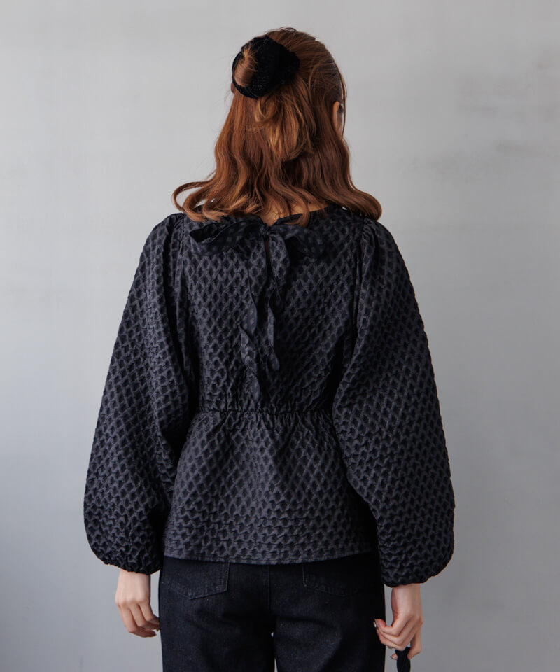 40%OFF】waffle jacquard blouse～ﾜｯﾌﾙｼﾞｬｶﾞｰﾄﾞﾌﾞﾗｳｽ | flower
