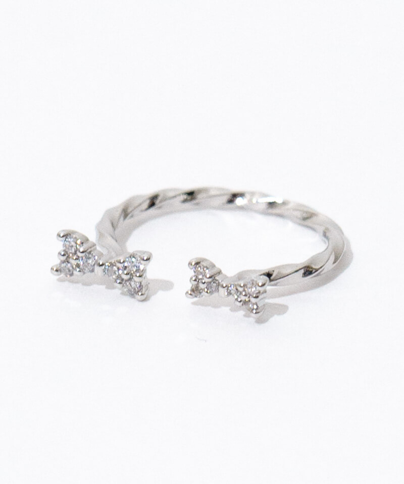 ribbon hug pinky ring～ﾘﾎﾞﾝﾊｸﾞﾋﾟﾝｷｰﾘﾝｸﾞ | flower／フラワー公式通販