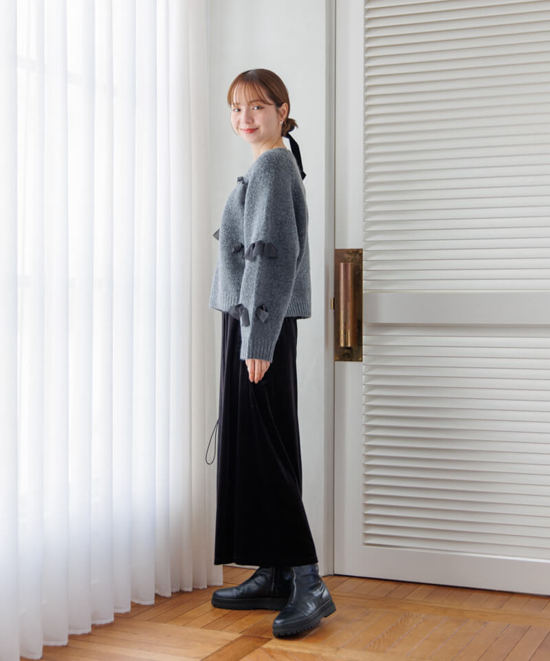 Bibiy. NINA RIBBON KNIT 黒　リボン　ニット　公式タグあり Bibiy】新品未使用♡ NINA RIBBON KNIT リボンニット黒 - メルカリ
