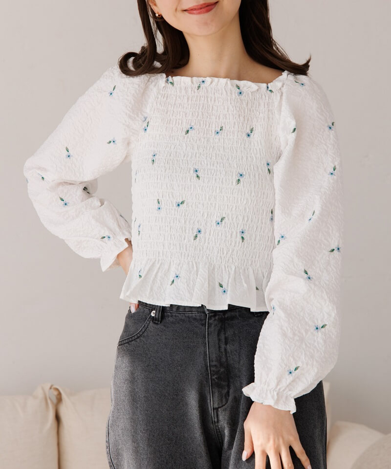 flower embroidery blouse～ﾌﾗﾜｰｴﾝﾌﾞﾛｲﾀﾞﾘｰﾌﾞﾗｳｽ | flower／フラワー