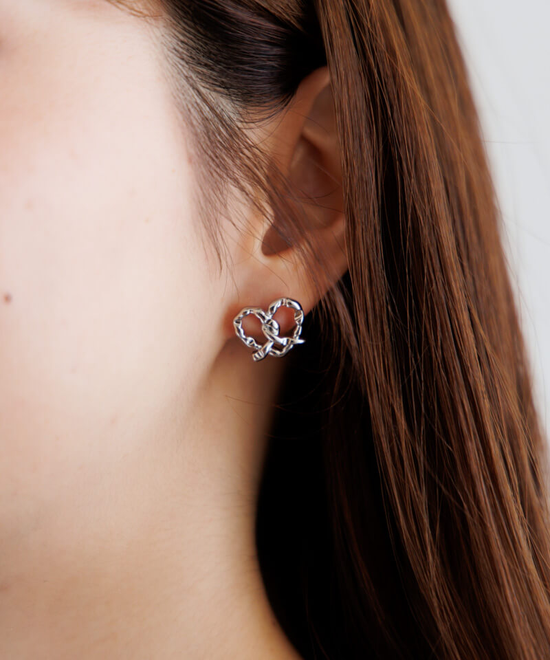 pretzel pierce~プレッツェルピアス | flower/フラワー公式通販 pretzel pierce~プレッツェルピアス | flower/フラワー公式通販