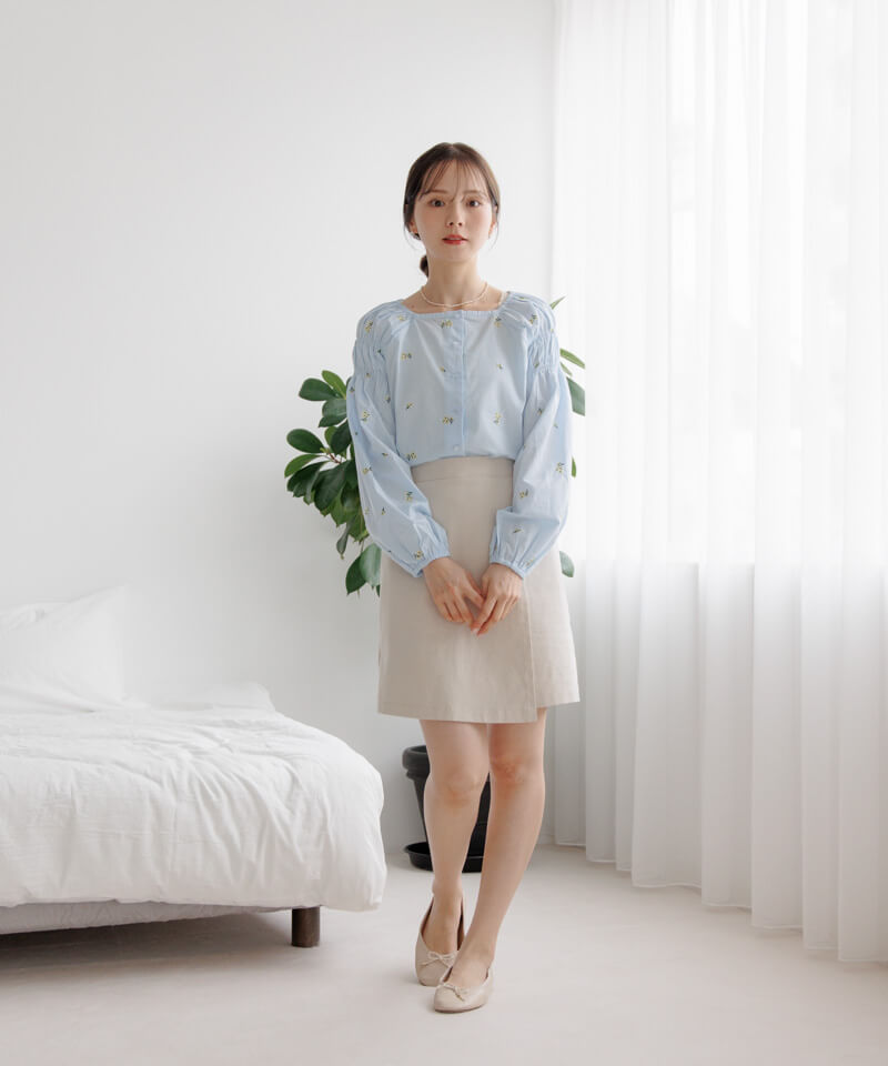 starry flower blouse～ｽﾀｰﾘｰﾌﾗﾜｰﾌﾞﾗｳｽ | flower／フラワー公式通販