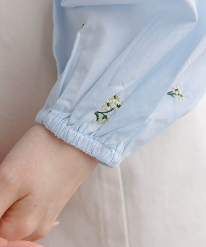 50%OFF】starry flower blouse～ｽﾀｰﾘｰﾌﾗﾜｰﾌﾞﾗｳｽ | flower／フラワー 