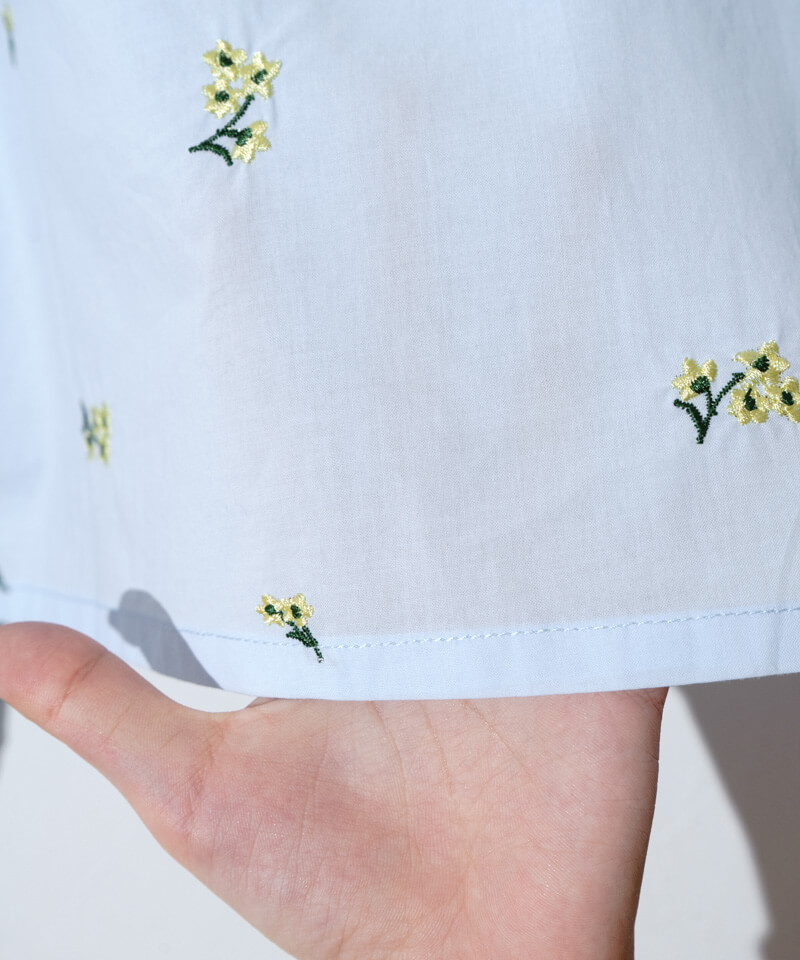 美品✨MURRAL FLAMED FLOWER BLOUSE ブラウス 50%OFF】starry flower blouse～ｽﾀｰﾘｰﾌﾗﾜｰﾌﾞﾗｳｽ | flower／フラワー