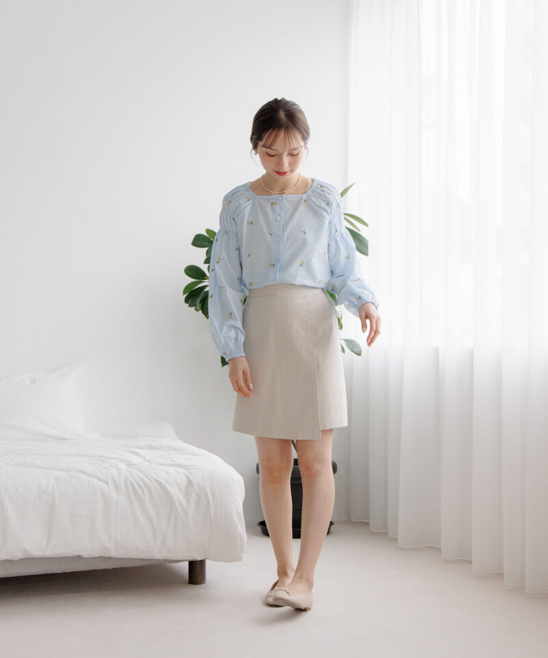 新品未使用タグ付き　シアーフォルムスカート 50%OFF】springy wrap skirt～ｽﾌﾟﾘﾝｼﾞｰﾗｯﾌﾟｽｶｰﾄ | flower
