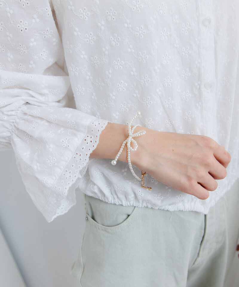 pearly ribbon bracelet～ﾊﾟｰﾘｰﾘﾎﾞﾝﾌﾞﾚｽﾚｯﾄ | flower／フラワー公式通販