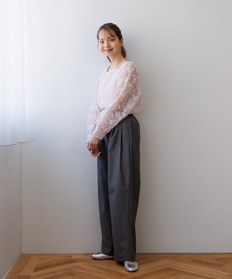 濃いめグレー　Yuan Relax Tuck Slacks Wed store 30%OFF】relax tuck pants～ﾘﾗｯｸｽﾀｯｸﾊﾟﾝﾂ | flower／フラワー