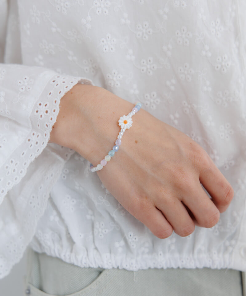 daisy beads bracelet～ﾃﾞｲｼﾞｰﾋﾞｰｽﾞﾌﾞﾚｽﾚｯﾄ | flower／フラワー公式通販