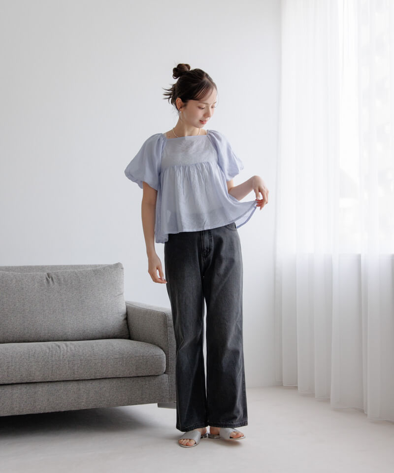 美品♡パフスリーブ　cottonデザインショートブラウス　ブルー 20%OFF】windy puff blouse～ｳｨﾝﾃﾞｨｰﾊﾟﾌﾌﾞﾗｳｽ | flower