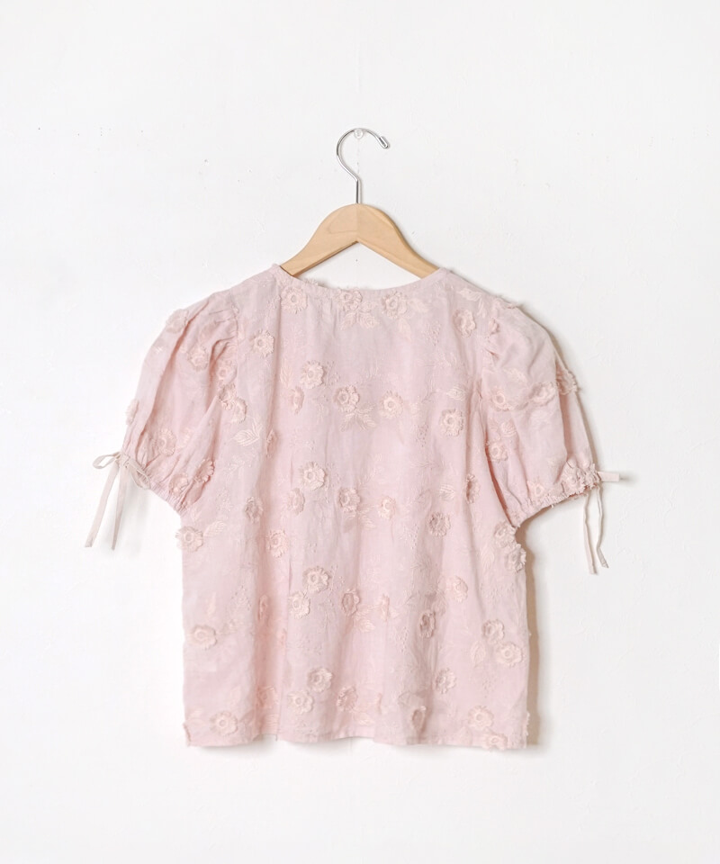 40%OFF】bloom embroidery top～ﾌﾞﾙｰﾑｴﾝﾌﾞﾛｲﾀﾞﾘｰﾄｯﾌﾟ | flower