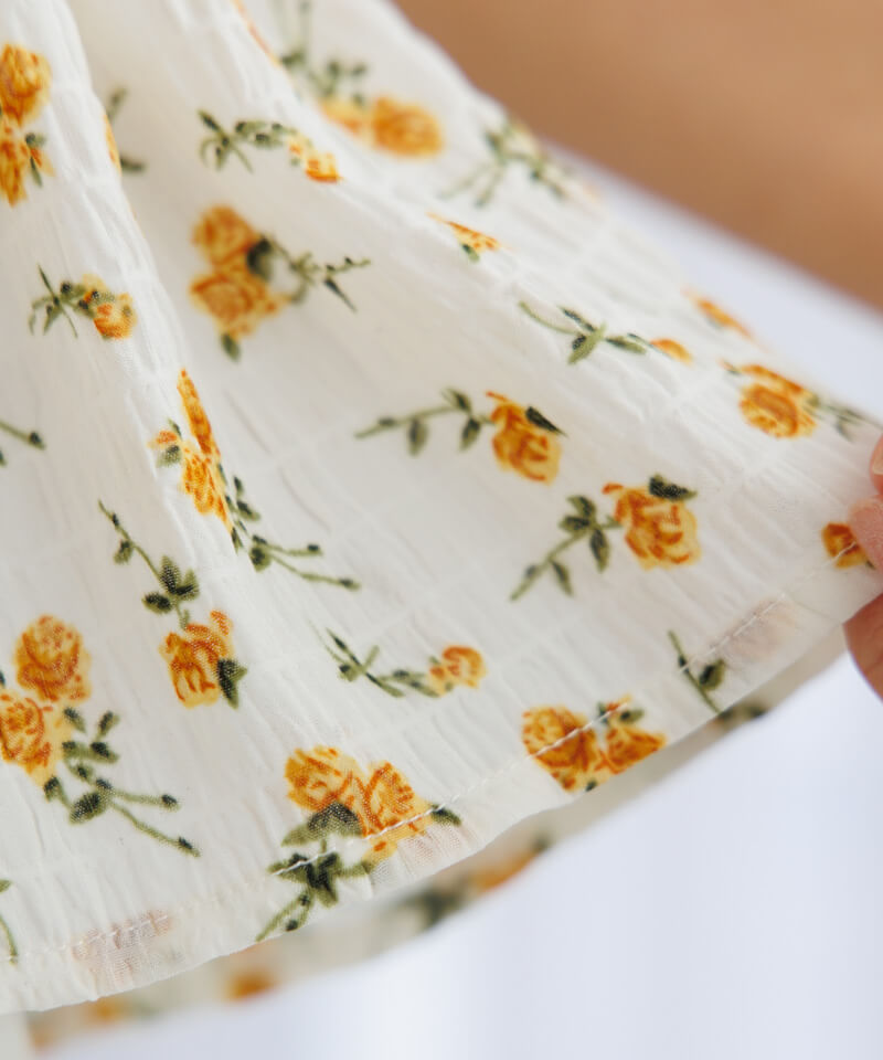 【新品・未使用】flower クランプルブルームトップ ブルー 花柄ブラウス 新品・未使用】flower クランプルブルームトップ ブルー 花柄