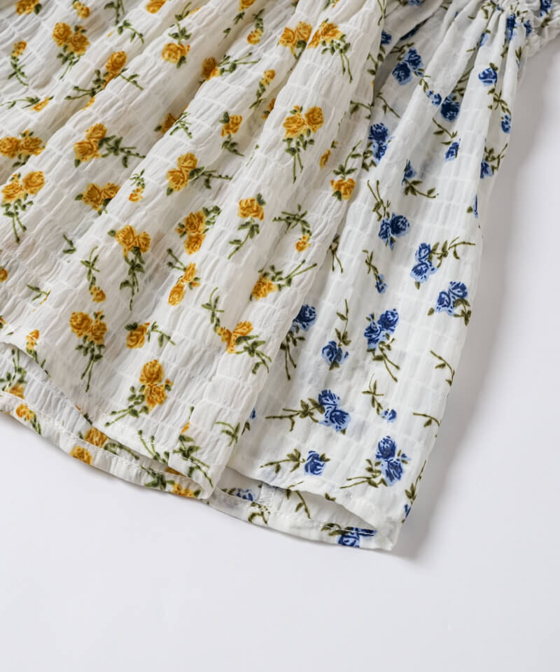 【新品・未使用】flower クランプルブルームトップ ブルー 花柄ブラウス 新品・未使用】flower クランプルブルームトップ ブルー 花柄