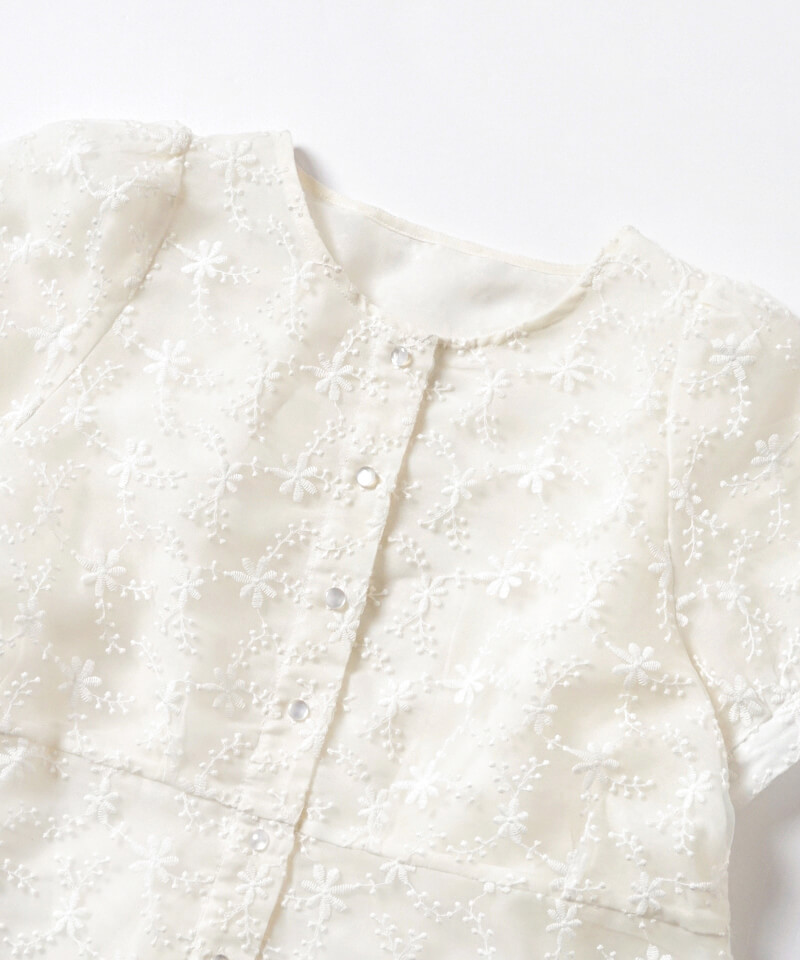 30%OFF】clarity flower half blouse～ｸﾗﾘﾃｨﾌﾗﾜｰﾊｰﾌﾌﾞﾗｳｽ