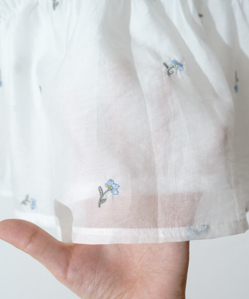 トップス flower twinkle embroidery blouse 10%OFF】twinkle embroidery blouse～ﾄｩｲﾝｸﾙｴﾝﾌﾞﾛｲﾀﾞﾘｰﾌﾞﾗｳｽ