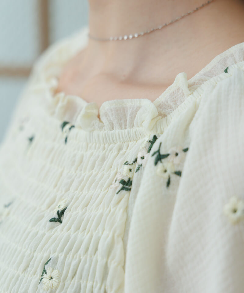 トップス flower petunia blouse 30%OFF】petunia blouse～ﾍﾟﾁｭﾆｱﾌﾞﾗｳｽ | flower／フラワー公式通販
