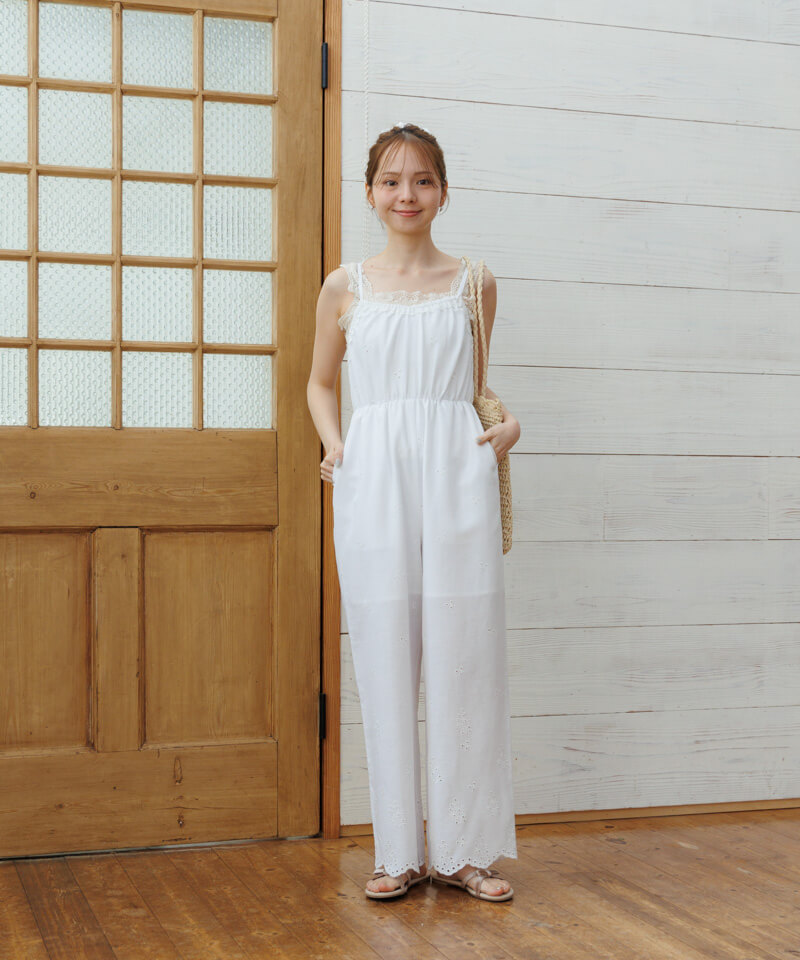 【未使用】flower sunny cutwork rompers 30%OFF】sunny cutwork rompers～ｻﾆｰｶｯﾄﾜｰｸﾛﾝﾊﾟｰｽ | flower