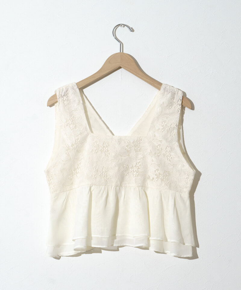 40%OFF】botanical lace bustier～ﾎﾞﾀﾆｶﾙﾚｰｽﾋﾞｽﾁｪ | flower